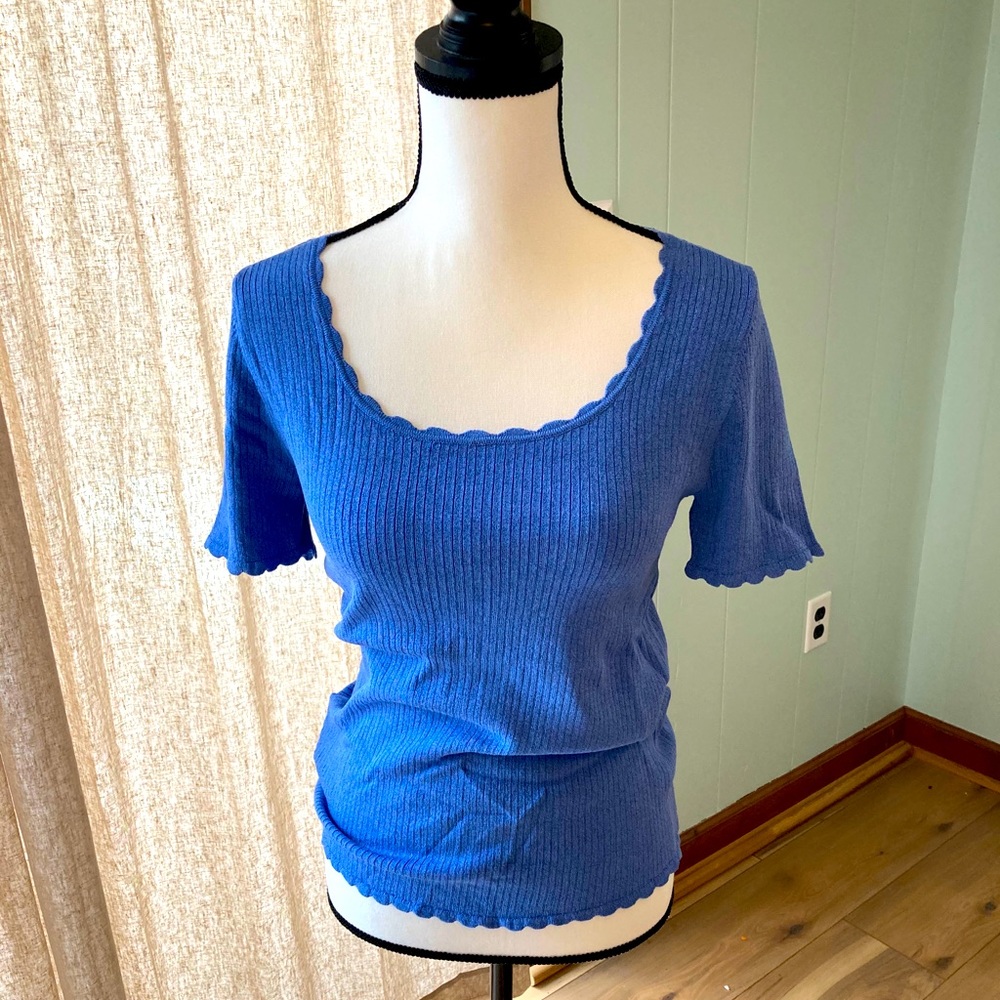 Scalloped edge sweater top
